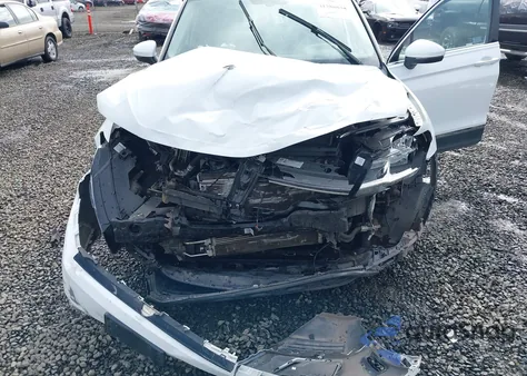 2020 Volkswagen Tiguan 2.0T Se/2.0T Se R-Line Black/2.0T Sel из США, поврежденный, VIN 3VV2B7AX6LM015001